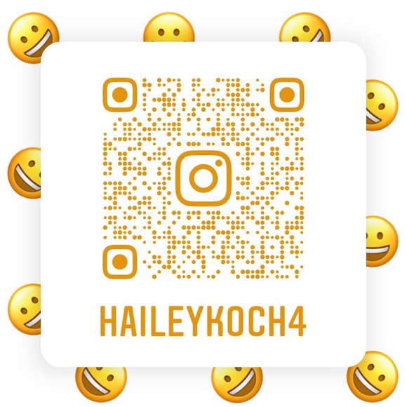 Meet your Posher, Hailey - Picture 5 of 8